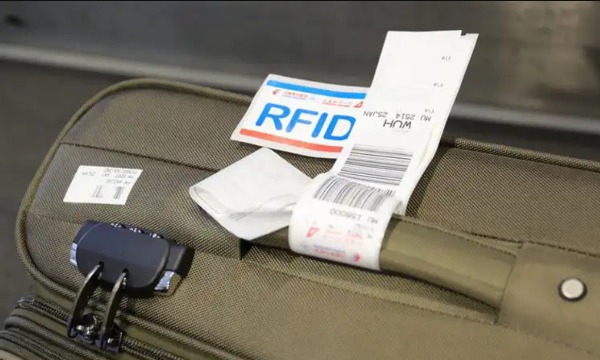 हवाई यात्रा में RFID क्रांति: स्मार्ट बैगेज सिस्टम से सामान खोने की समस्या का समाधान