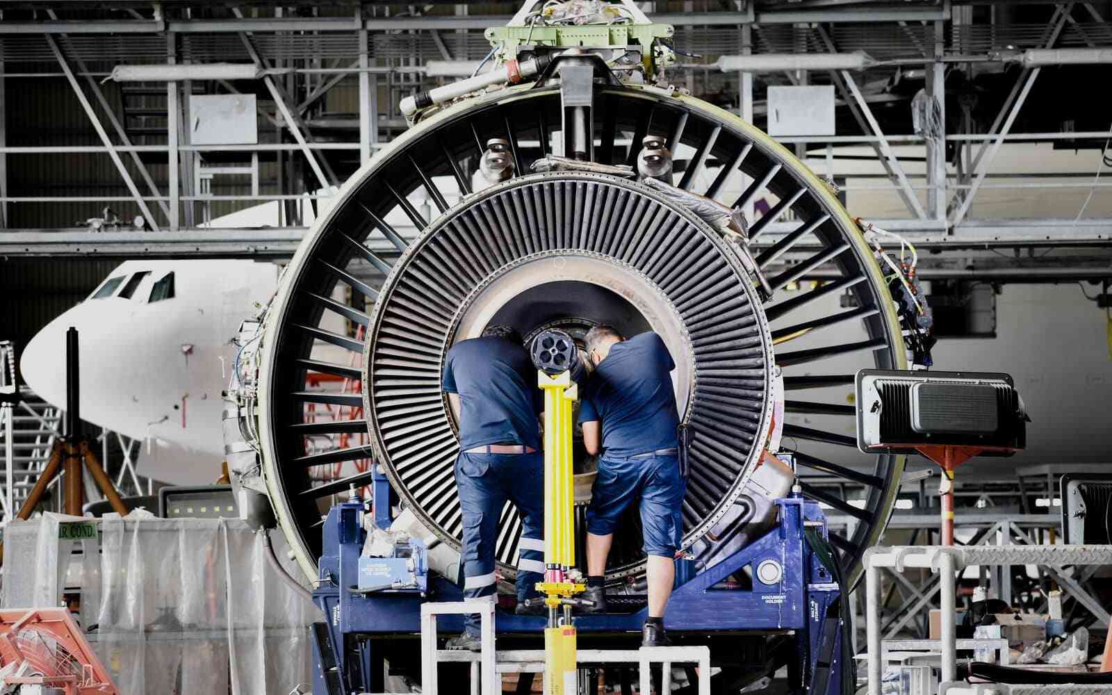 Ensuring Aerospace Component Traceability with RFID Ceramic Antennas and Long-Range Reader Modules